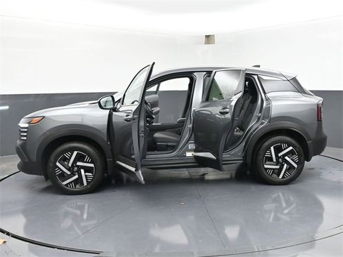 New 2026 Nissan Kicks SV image 47