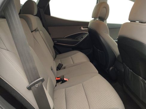 Used 2018 Hyundai Santa Fe Sport FWD image 19