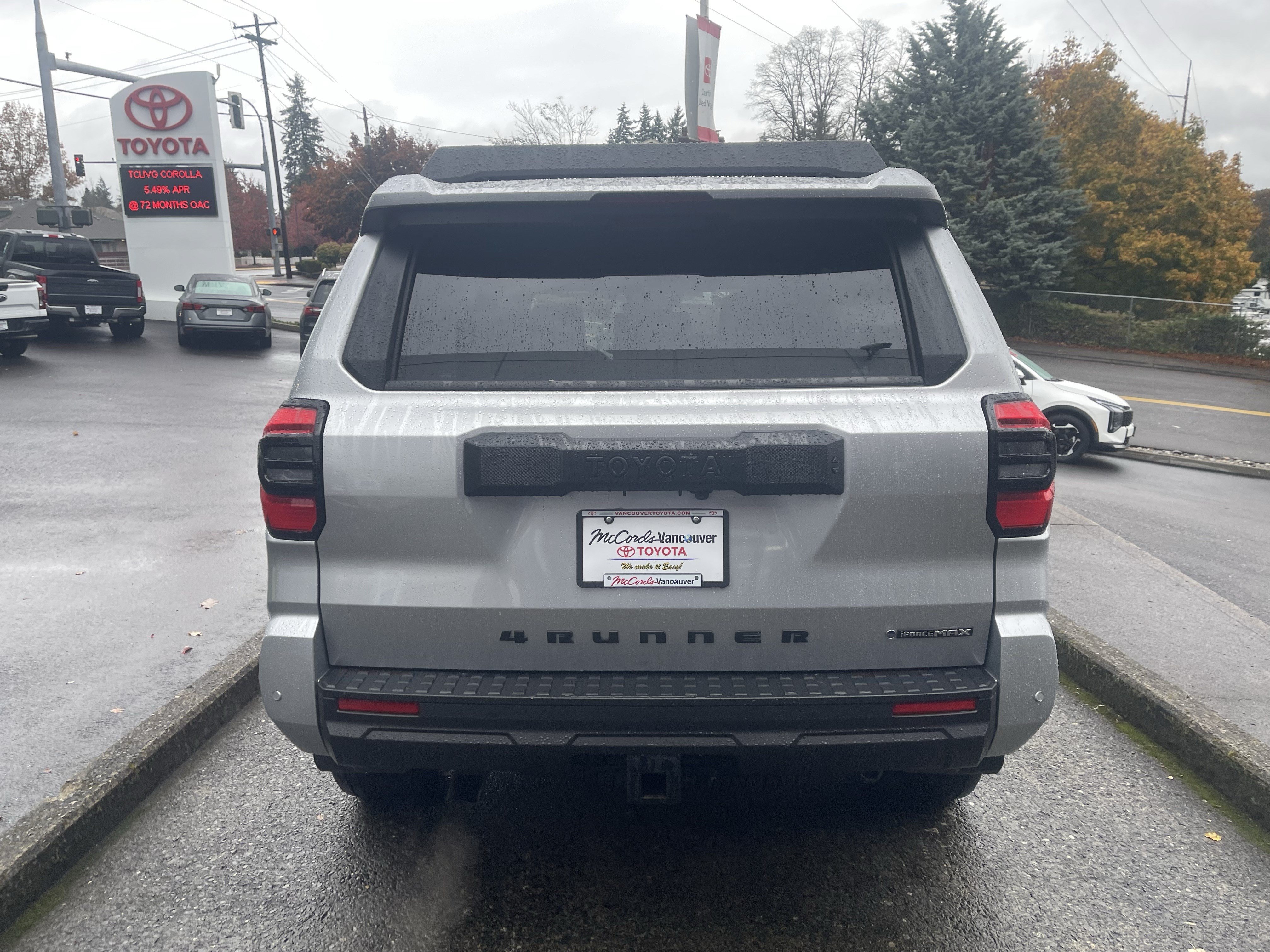 Certified 2026 Toyota 4Runner TRD Off-Road Premium AWD/4WD image 6