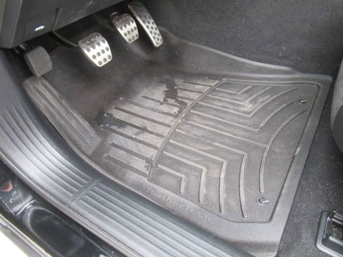 Used 2023 Dodge Challenger R/T Scat Pack w/ Plus Package image 25