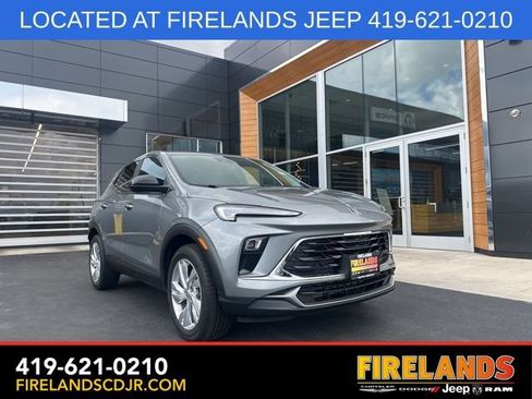 Used 2024 Buick Encore GX Preferred image 1