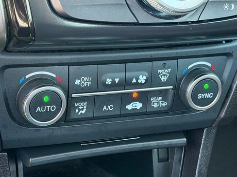 Used 2020 Acura ILX FWD image 19