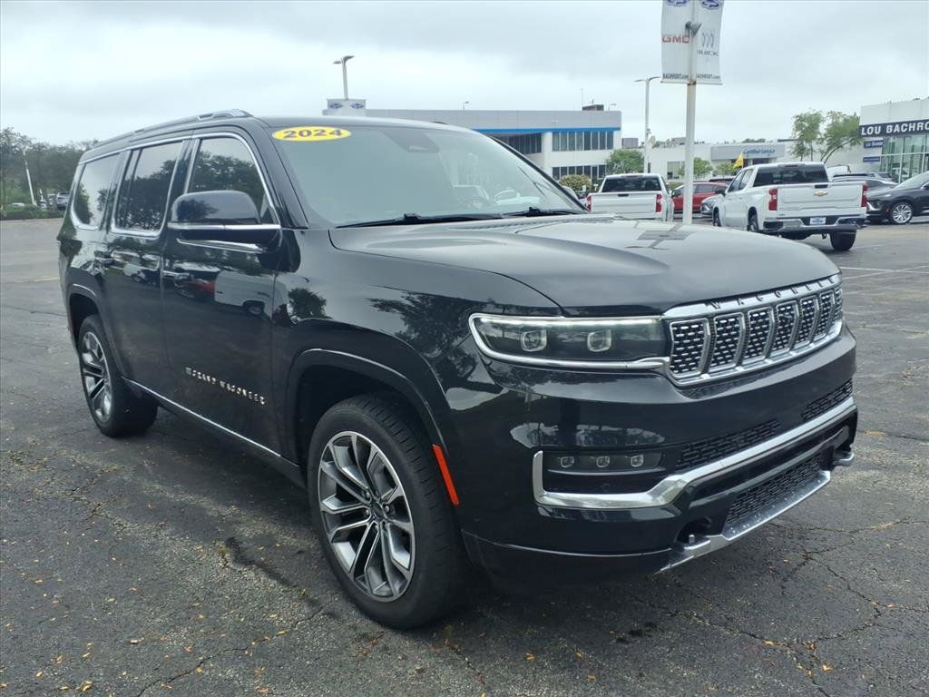 Used 2024 Jeep Grand Wagoneer Series III w/ HD Trailer Tow Package AWD/4WD image 1
