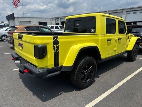 Used 2023 Jeep Gladiator Rubicon w/ Cold Weather Group AWD/4WD image 5
