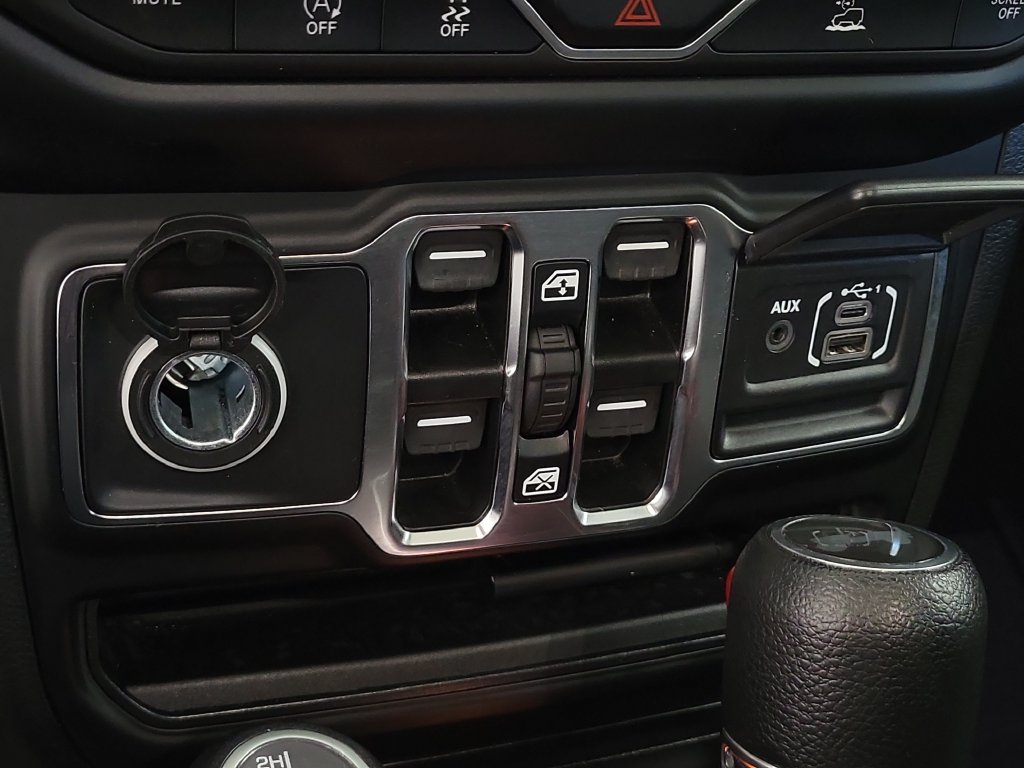 Used 2023 Jeep Wrangler Unlimited Sport AWD/4WD image 20