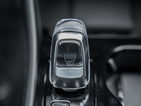 New 2026 Volvo XC40 B5 Plus w/ Protection Package Premier image 26