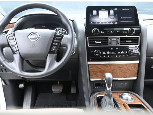 Used 2023 Nissan Armada SL w/ Captain's Chairs Package AWD/4WD image 20