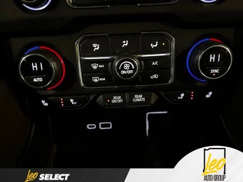 Used 2021 Chevrolet Tahoe LT AWD/4WD image 10