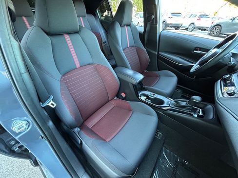 Used 2023 Toyota Corolla SE w/ SE Premium Package image 30