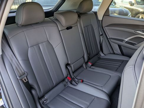 New 2025 Audi Q5 Premium Plus image 11