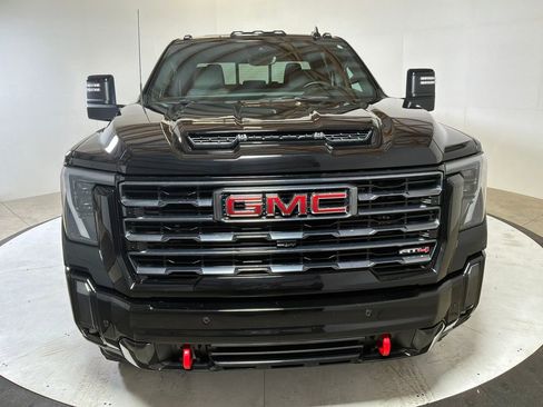 Used 2024 GMC Sierra 2500 AT4 w/ AT4 Premium Plus Package AWD/4WD image 2