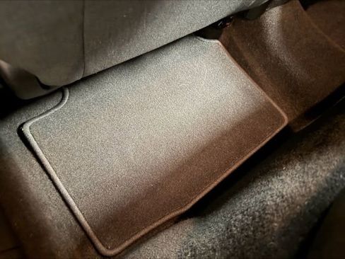 Used 2018 Chevrolet Cruze LT image 15