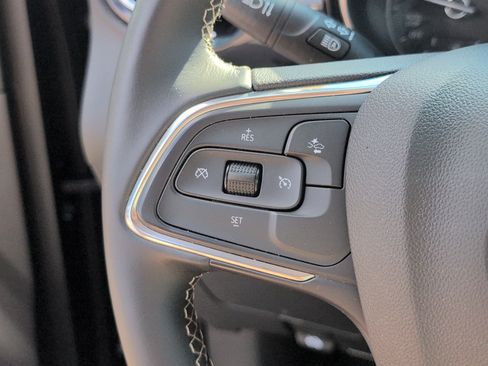 Used 2022 Buick Encore GX Select w/ Sport Touring Package FWD image 26