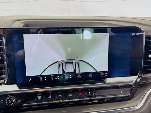 Used 2024 Chevrolet Silverado 3500 High Country w/ High Country Premium Package image 42