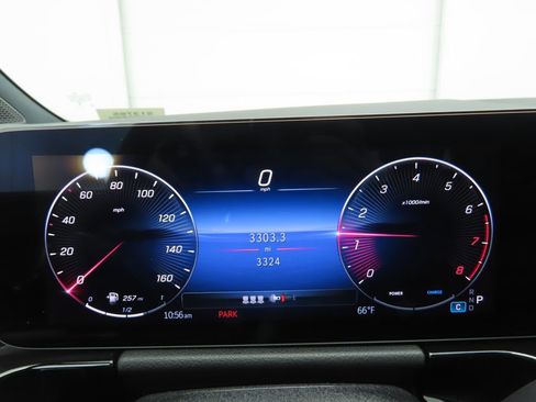 Certified 2025 Mercedes-Benz GLA 250 image 32