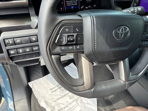 New 2026 Toyota 4Runner Limited AWD/4WD image 24
