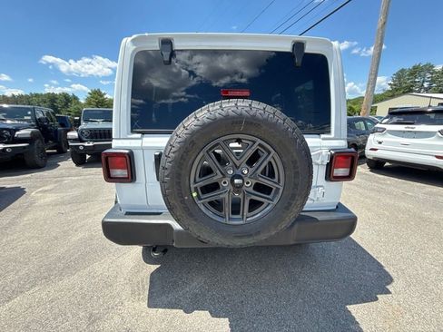 New 2026 Jeep Wrangler Unlimited Sport AWD/4WD image 4