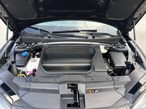 Used 2024 Hyundai Ioniq 6 SE RWD image 31