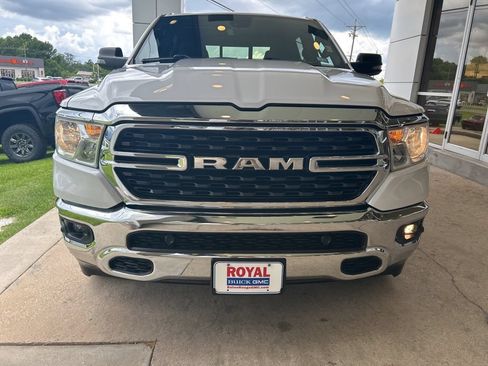Used 2023 RAM 1500 Lone Star AWD/4WD image 3