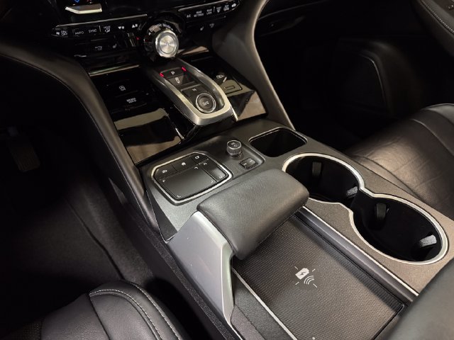 Used 2023 Acura MDX w/ Technology Package FWD image 17