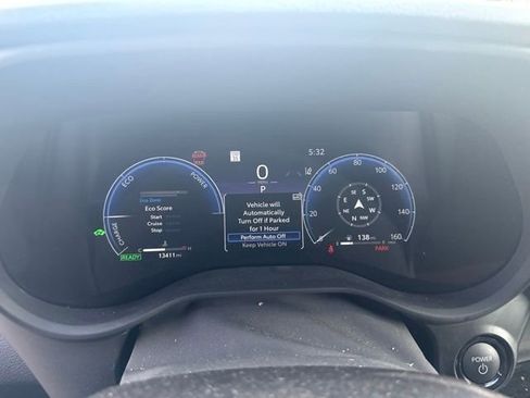 Used 2025 Toyota Sienna XLE Woodland Edition AWD/4WD image 19