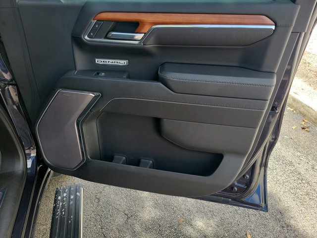 Used 2022 GMC Sierra 1500 Denali AWD/4WD image 10
