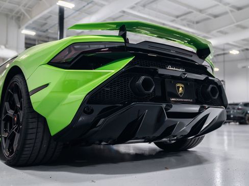 Used 2023 Lamborghini Huracan Tecnica RWD image 24