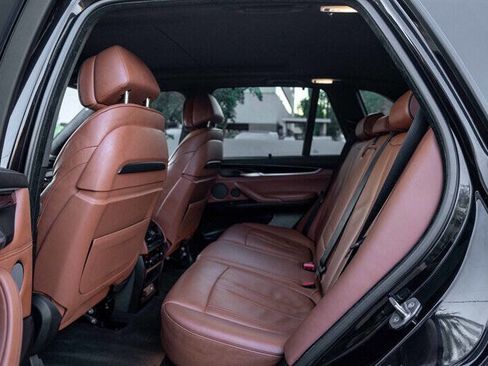 Used 2016 BMW X5 xDrive50i image 17