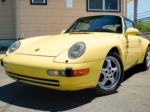 Used 1997 Porsche 911 Carrera RWD image 10