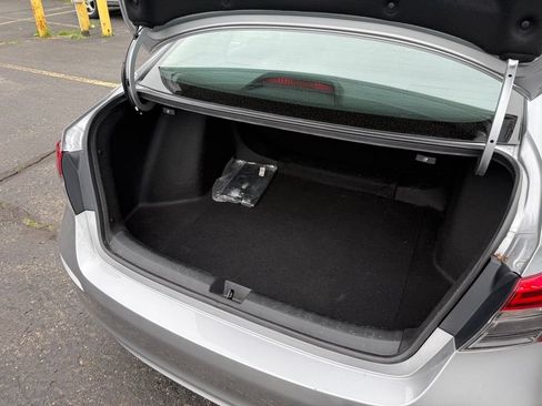 Used 2023 Honda Civic EX image 5