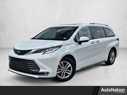 Used 2022 Toyota Sienna Limited