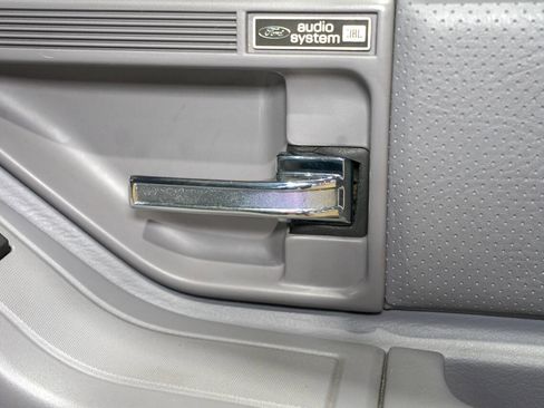 Used 1993 Ford Thunderbird Super RWD image 37