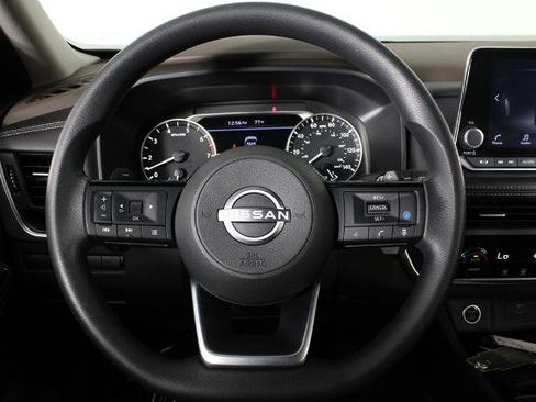 Certified 2023 Nissan Rogue SV image 10