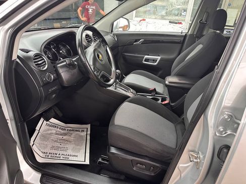 Used 2013 Chevrolet Captiva Sport LS FWD image 10