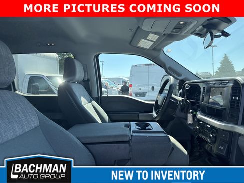 Used 2024 Ford F250 XLT w/ FX4 Off-Road Package AWD/4WD image 9