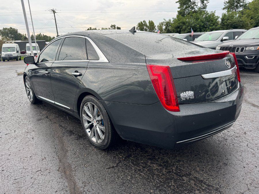 Used 2014 Cadillac XTS FWD image 3