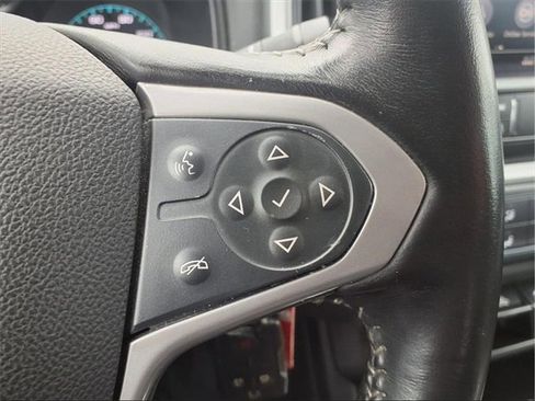 Used 2022 Chevrolet Colorado LT w/ LT Convenience Package image 13