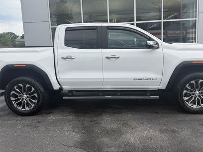 Used 2023 GMC Canyon Denali