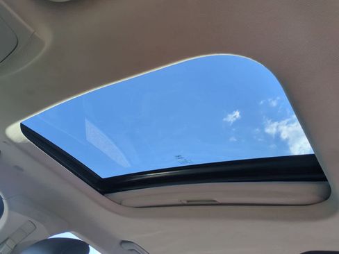 Used 2016 Ford Fusion Titanium image 19