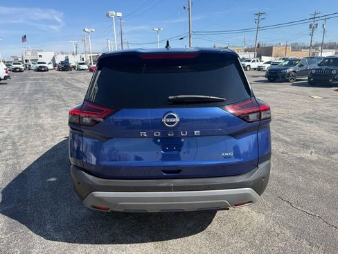 Used 2022 Nissan Rogue S image 8