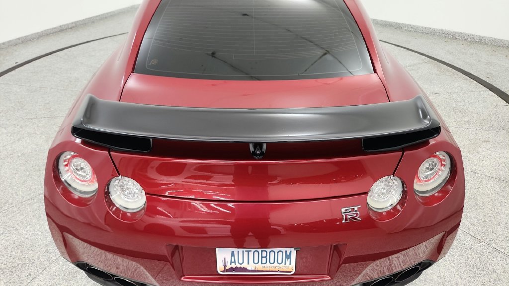 Used 2015 Nissan GT-R Premium AWD/4WD image 24