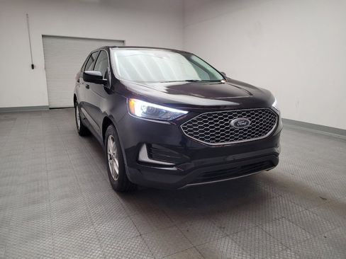 Used 2024 Ford Edge SEL image 14