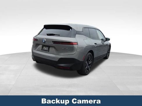Used 2023 BMW iX xDrive50 AWD/4WD image 6
