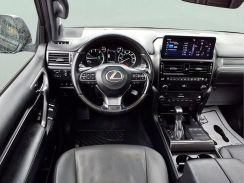 Used 2022 Lexus GX 460 w/ Black Line Special Edition AWD/4WD image 13