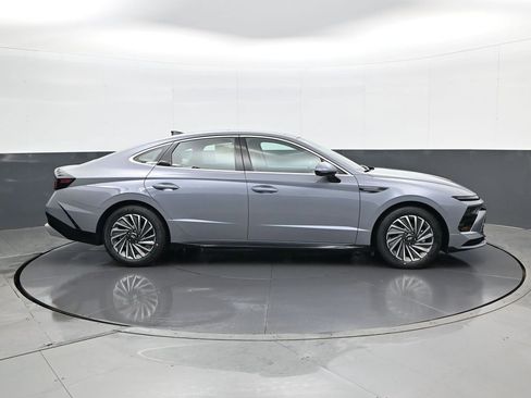 New 2026 Hyundai Sonata Limited image 4