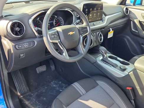New 2025 Chevrolet Blazer LT w/ Convenience Package image 11