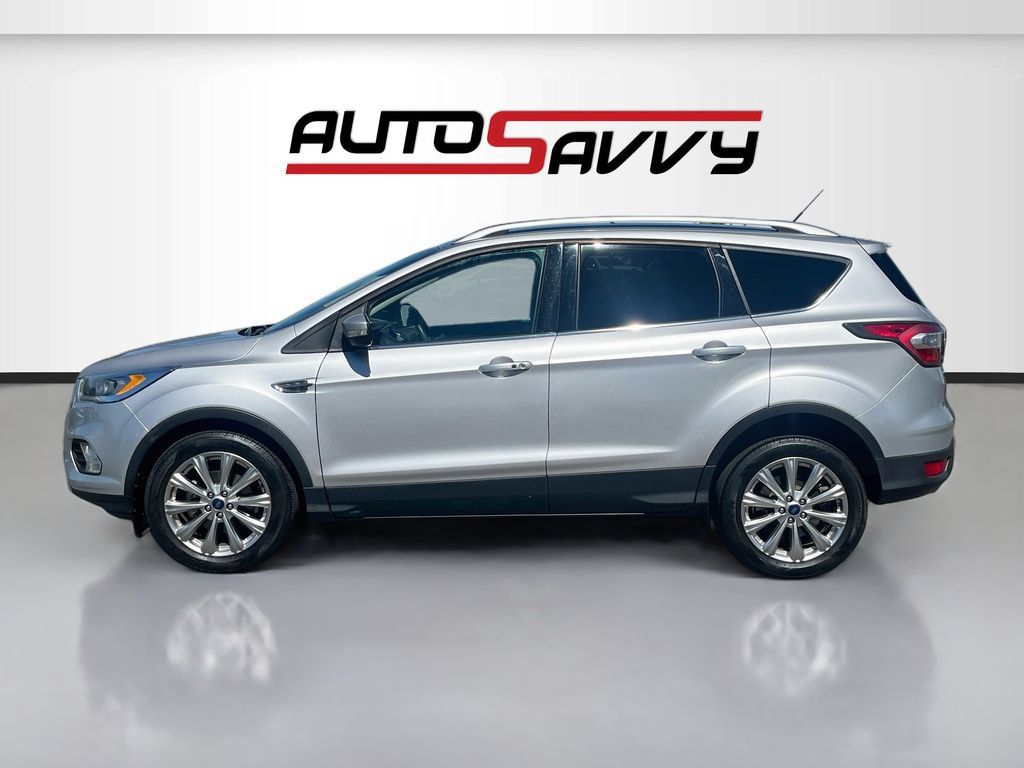 Used 2017 Ford Escape Titanium FWD image 4
