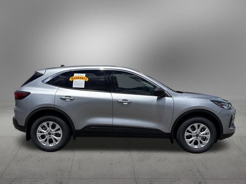 Used 2024 Ford Escape Active AWD/4WD image 5