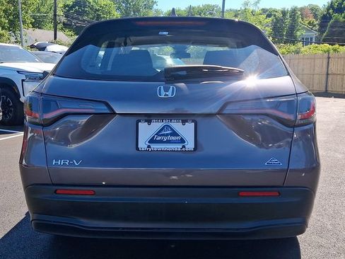 Used 2024 Honda HR-V LX image 5