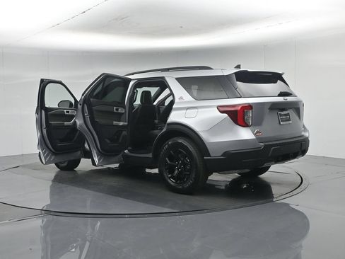 Certified 2023 Ford Explorer Timberline w/ Timberline Technology Package AWD/4WD image 39